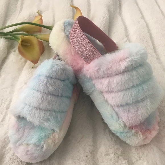 New rainbow slippers 7 left - Picture 7 of 9